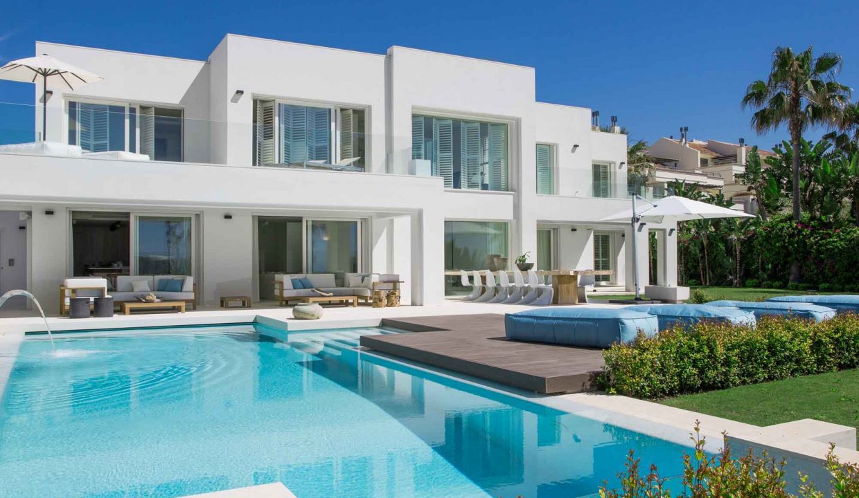 The-Beach-House-Marbella-contemporary-villa