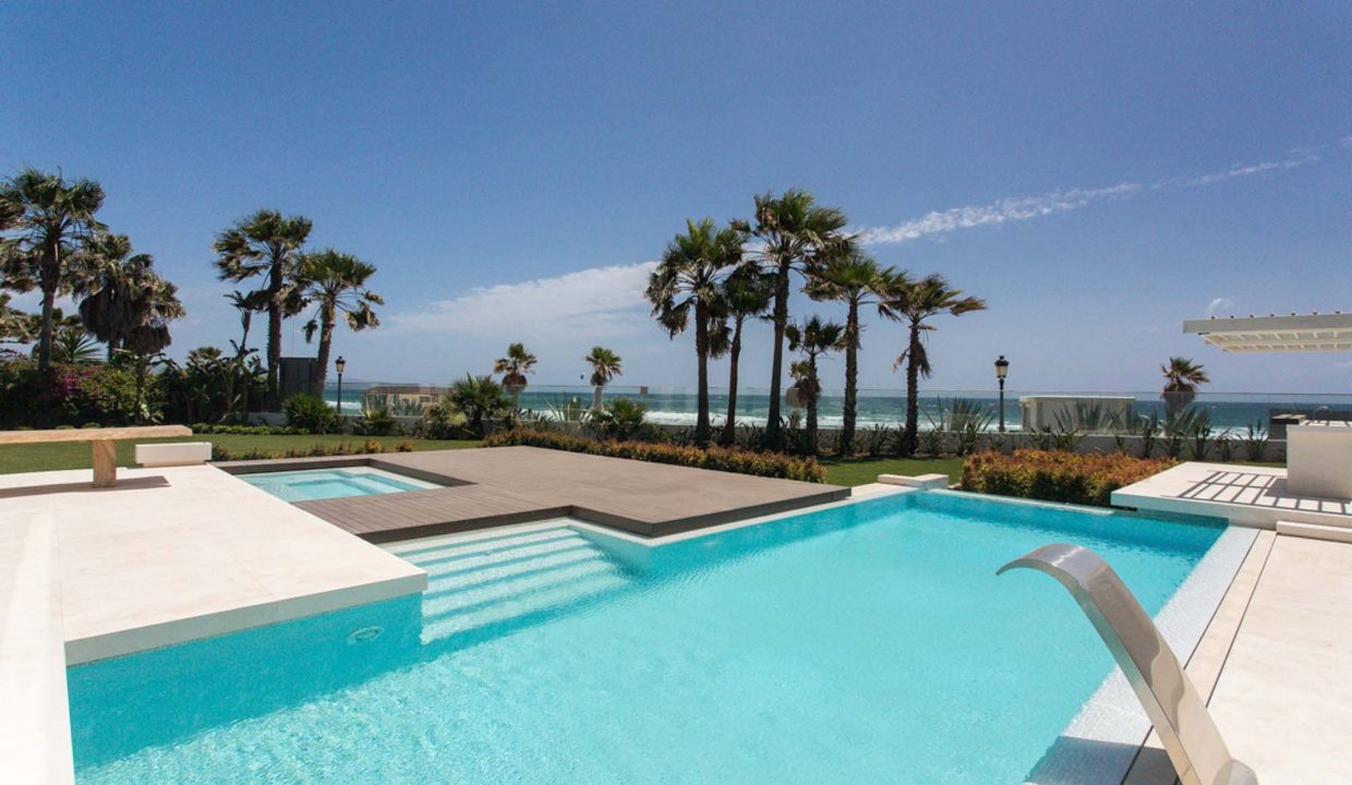 The-Beach-House-Marbella-villa-private-pool-Edit