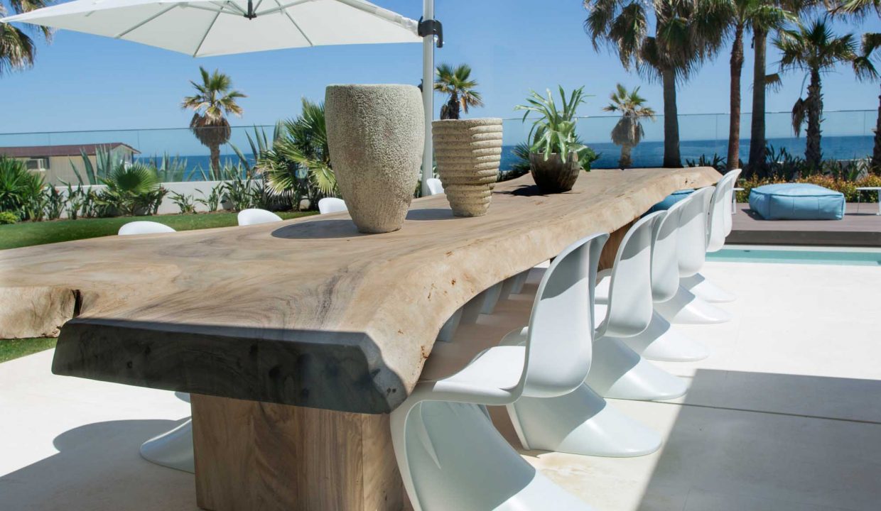 The-Beach-House-Puerto-Banus-summer-dining