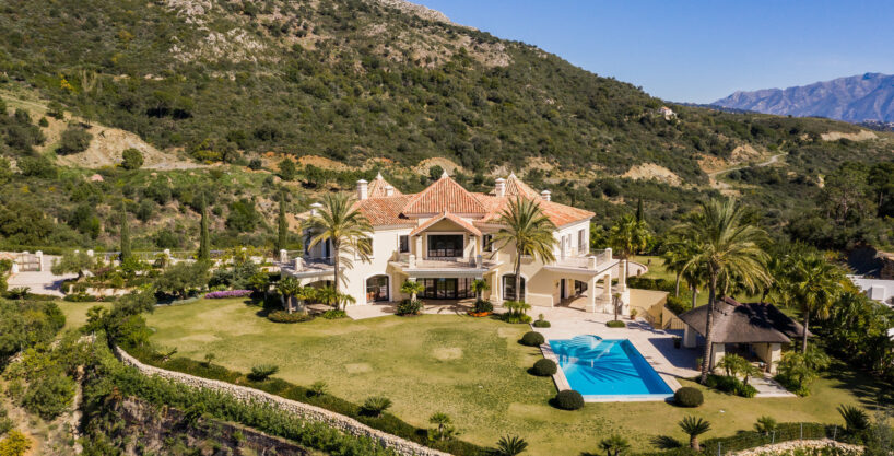 Panoramic Sea Views Villa In Marbella Club Resort Benahavis