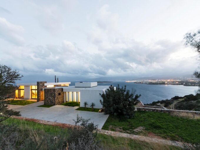 Impressive Villa With Amazing Sea Views In Agios Nikolaos Crete